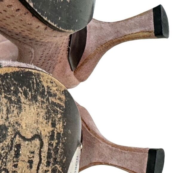 Stuart Weitzman Perforated Suede Heels in Pink Rose Nuinvited 6 - Picture 9 of 16